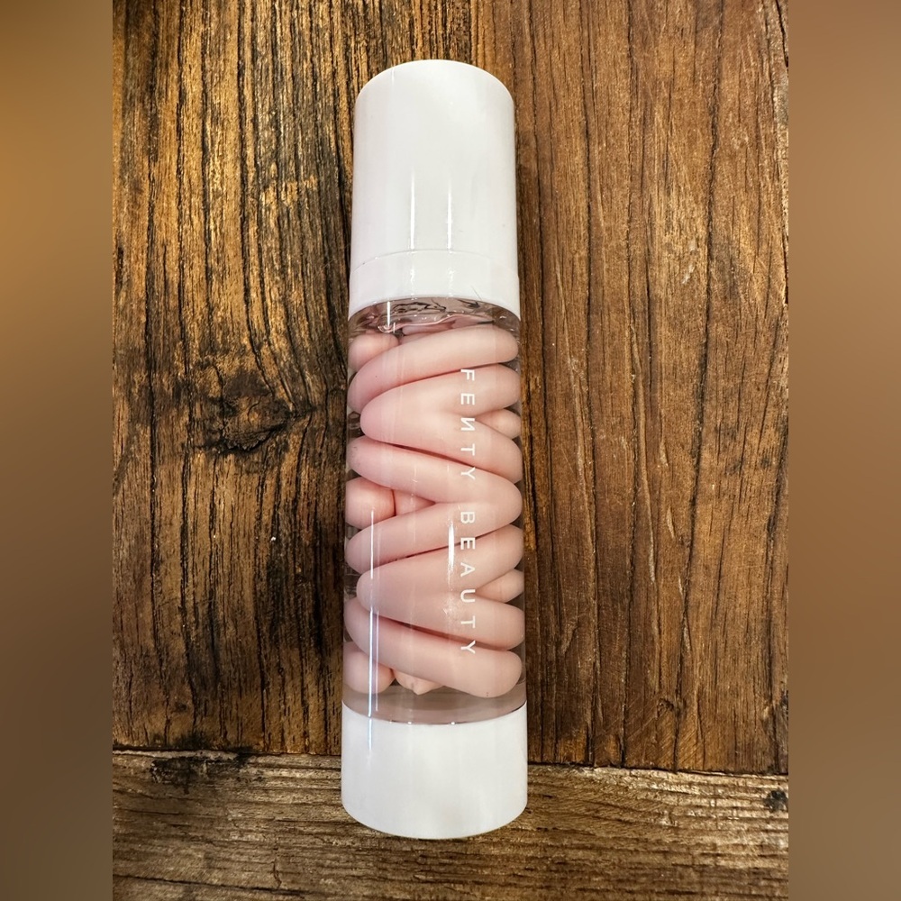 Fenty Beauty Grip Trip Mattifying & Blurring Primer